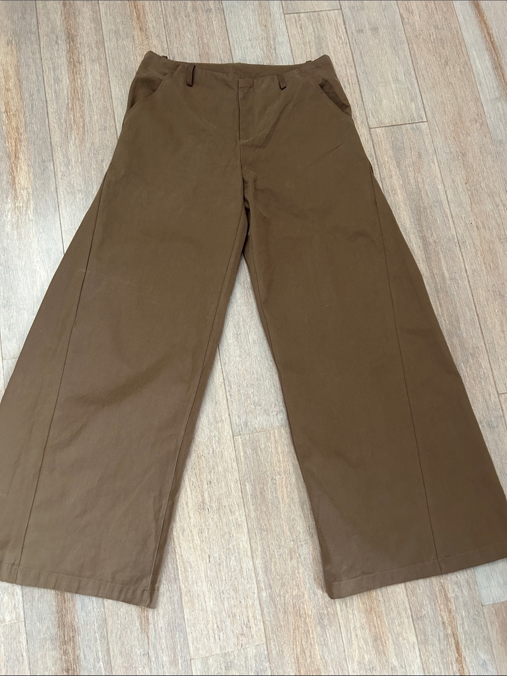 Innovare low rise Wide-Leg Women's Trousers in Brown pleated side pants size S